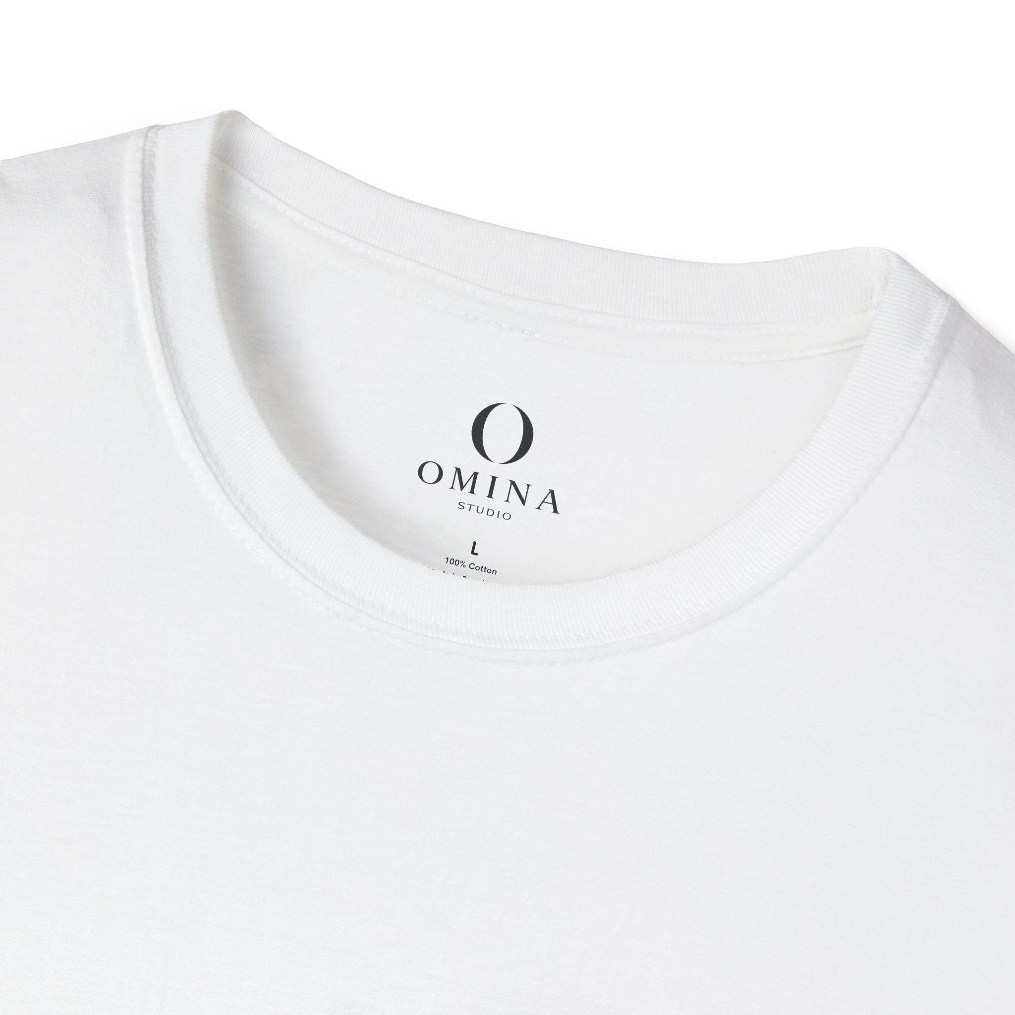 Omina white cotton t-shirt with ribbed collar and minimalist interior brand logo print