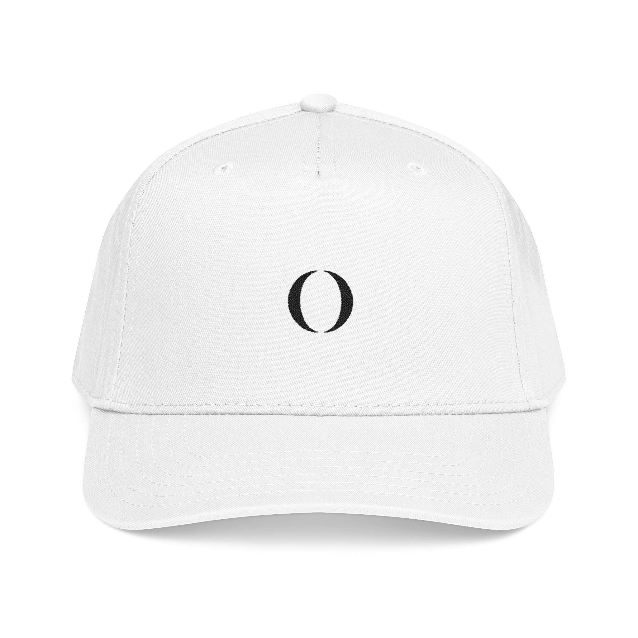 Omina white 5-panel structured baseball cap with a black embroidered logo, featuring a snapback closure.